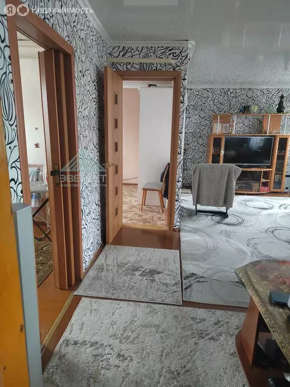 Дом в село Белый Яр, улица Карла Маркса (68 м) - Фото 2