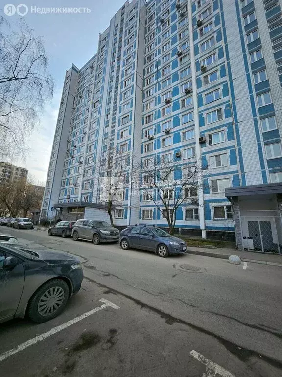 3-комнатная квартира: Москва, Изумрудная улица, 13к1 (72.4 м) - Фото 0