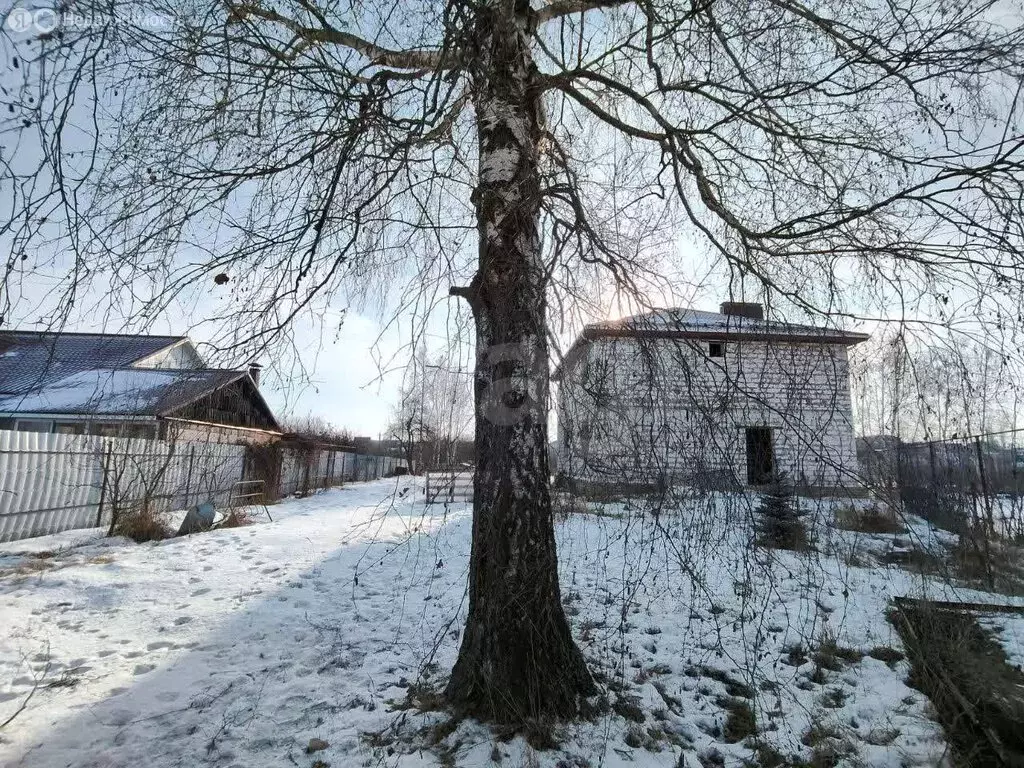 Дом в село Новая Усмань, Школьная улица, 1 (238 м) - Фото 1