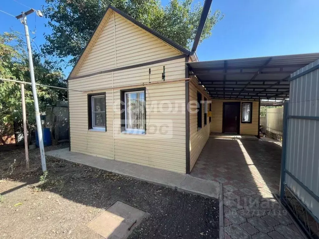 Дом в Краснодарский край, Ейское городское поселение, пос. Широчанка ... - Фото 1