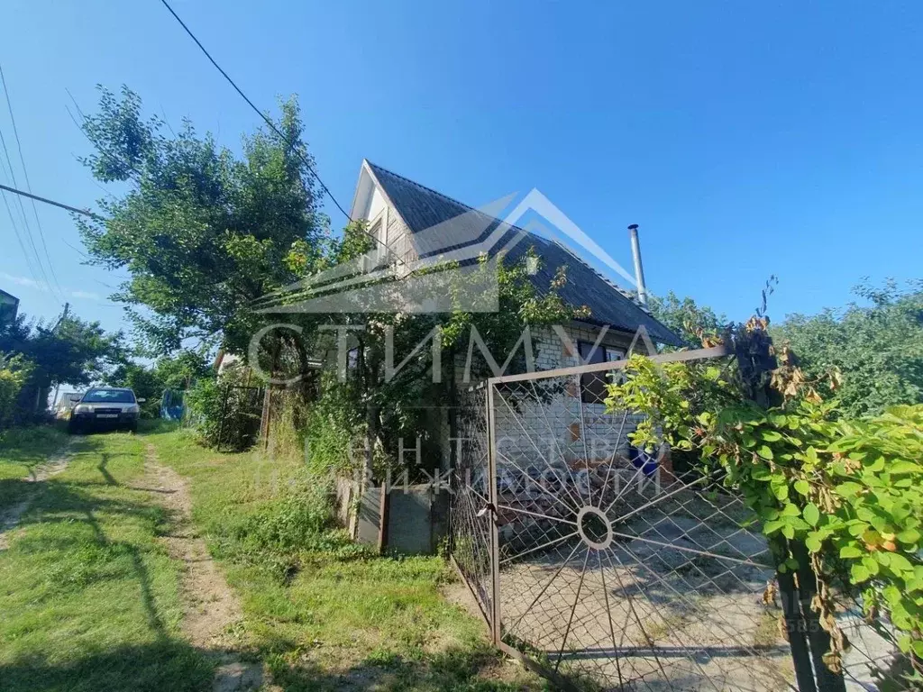 Дом в Саратовская область, Саратов  (80 м) - Фото 1