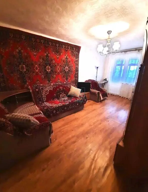 Квартира, 3 комнаты, 61.1 м - Фото 0