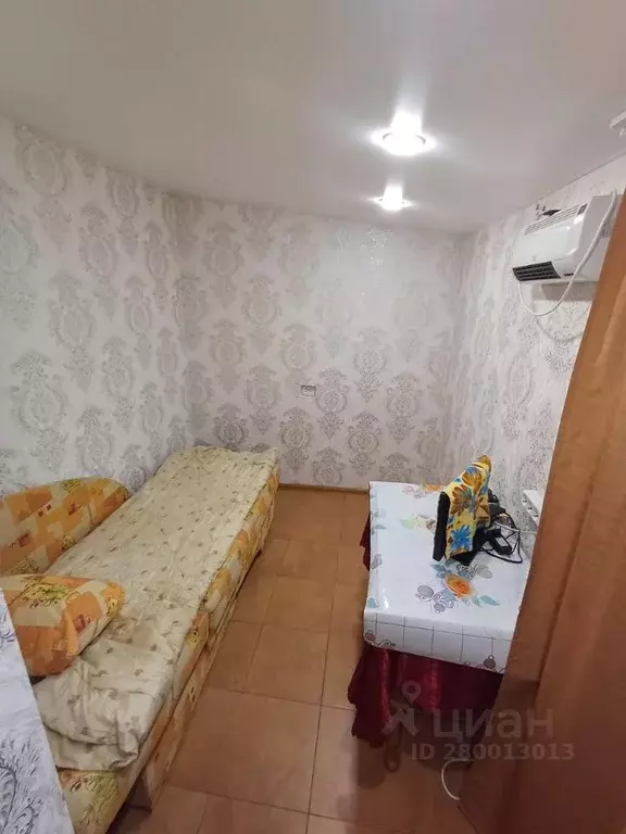 Дом в Крым, Симферопольский район, с. Мирное ул. Тихая, 3 (22 м) - Фото 2