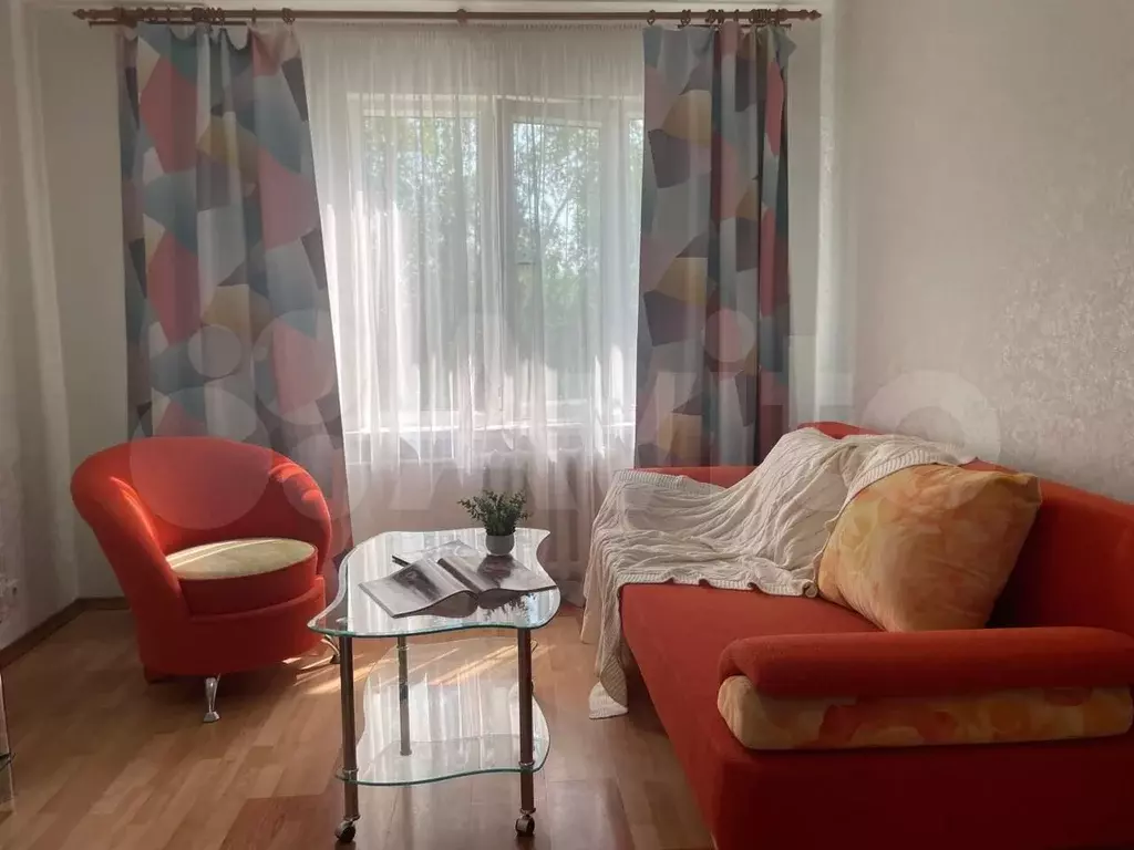 1-к. квартира, 32 м, 4/9 эт. - Фото 0