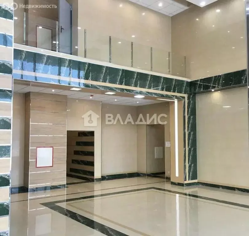 3-комнатная квартира: Москва, Нахимовский проспект, 73 (65.9 м) - Фото 1