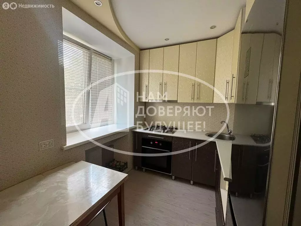 1-комнатная квартира: Кунгур, улица Газеты Искра, 22 (27.1 м) - Фото 0
