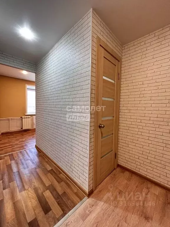 2-к кв. Алтайский край, Барнаул ул. Никитина, 59 (40.3 м) - Фото 0