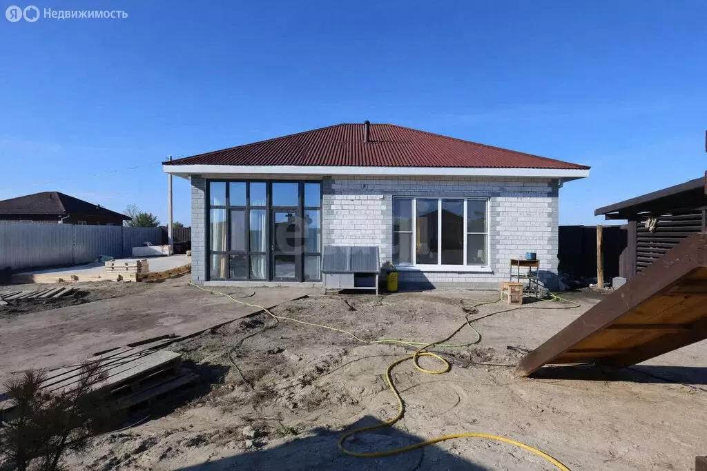 Дом в Тюменский муниципальный округ, деревня Ушакова, Сельская улица ... - Фото 1