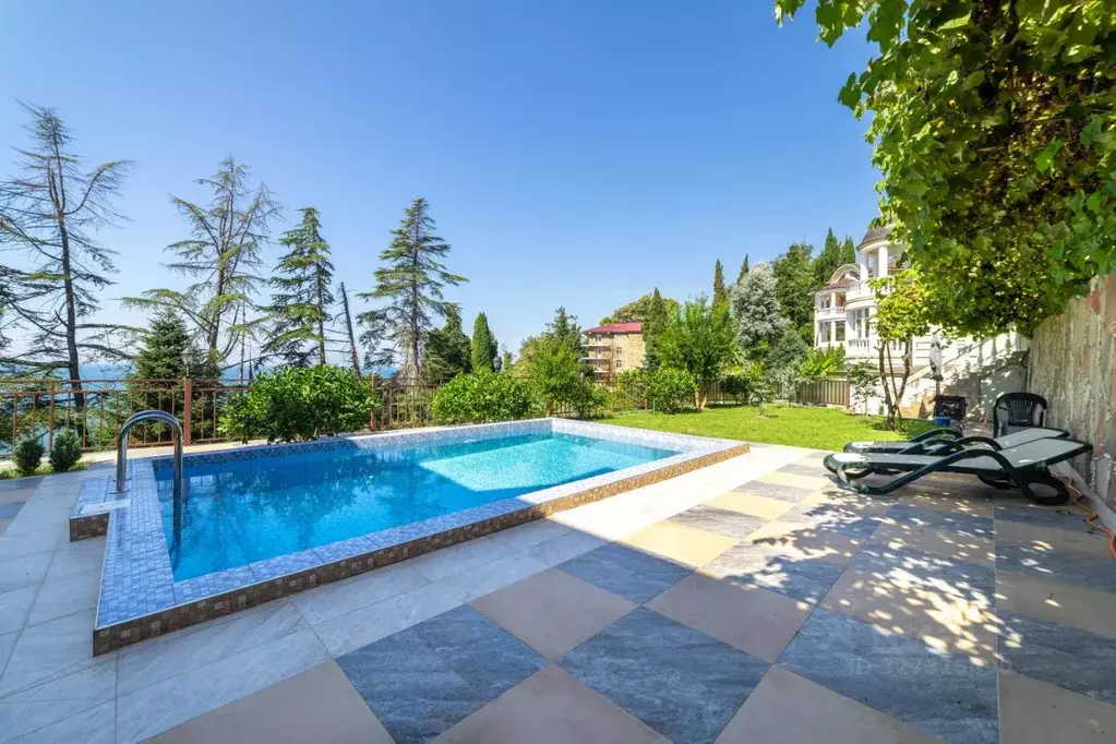 Дом в Краснодарский край, Сочи Новороссийское ш., 2/11А (100 м) - Фото 2