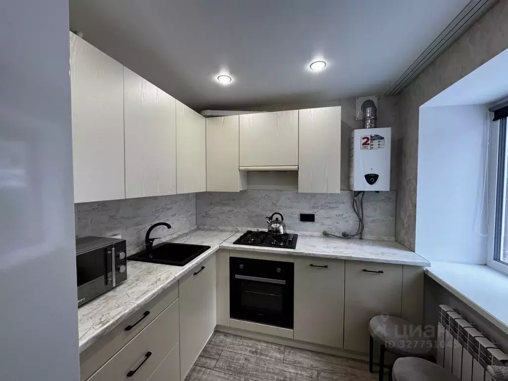 2-к кв. Воронежская область, Воронеж ул. Комиссаржевской, 21 (53.0 м) - Фото 2