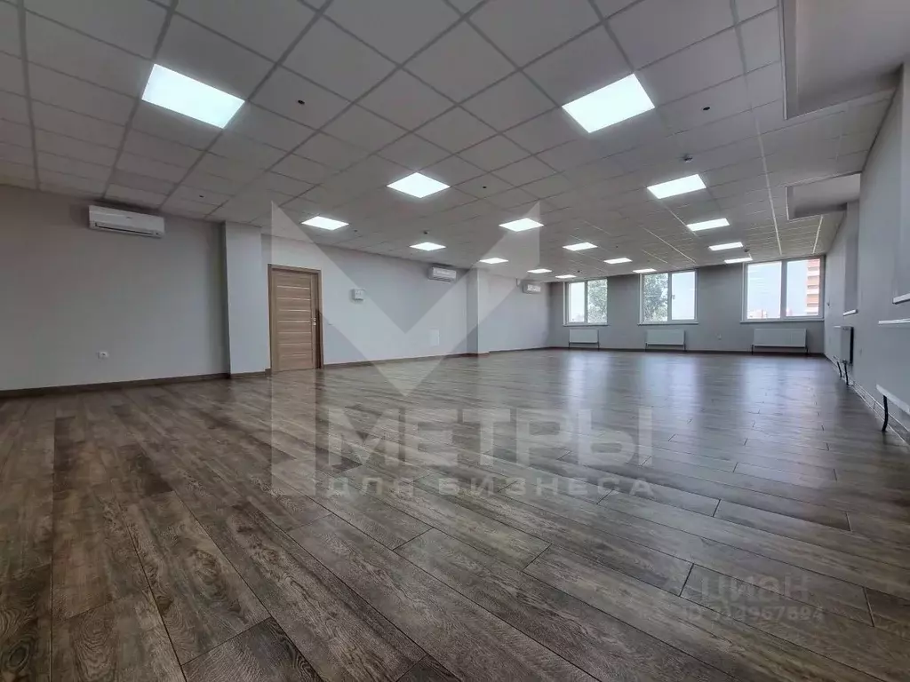 Офис в Краснодарский край, Краснодар Стахановская ул., 1/3с1 (123 м) - Фото 1