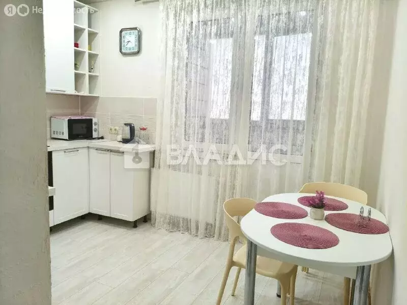 2-комнатная квартира: село Усады, Уютная улица, 10 (52.7 м) - Фото 2