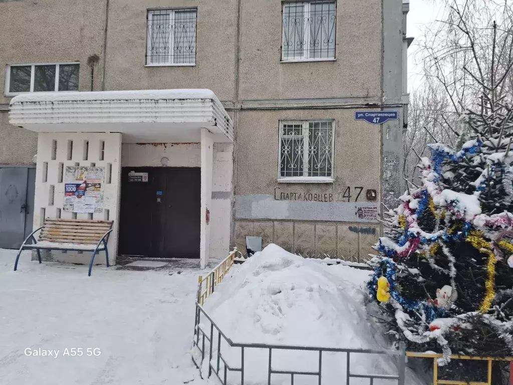 4-к кв. Красноярский край, Красноярск ул. Спартаковцев, 47 (64.7 м) - Фото 2