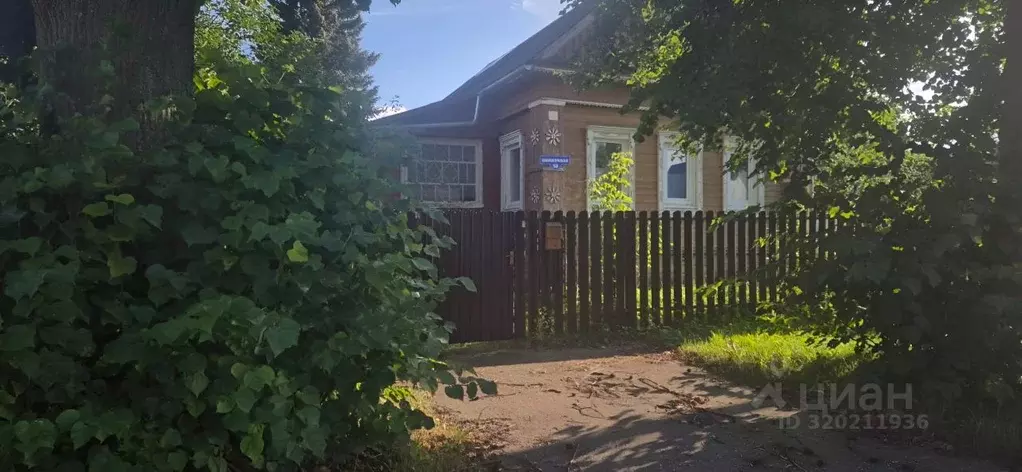 Дом в Тверская область, Конаковский муниципальный округ, д. Мокшино ... - Фото 0