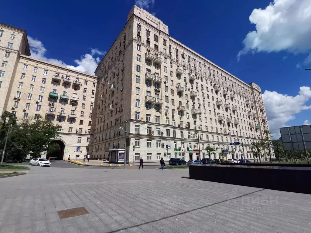 3-к кв. Москва пл. Победы, 2К1 (63.6 м) - Фото 1