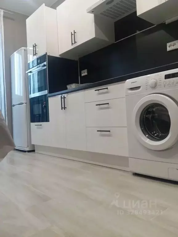 1-к кв. Московская область, Клин ул. Чайковского, 105к1 (41.0 м) - Фото 1