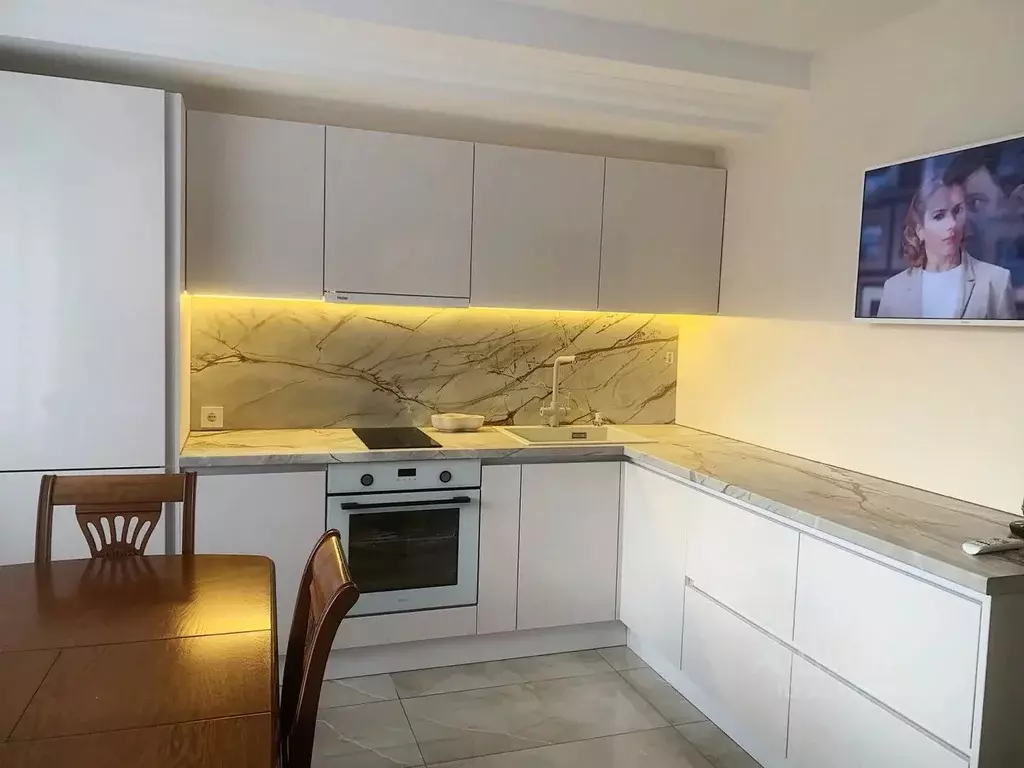 2-к кв. Иркутская область, Ангарск 32-й мкр, 5 (73.1 м) - Фото 1