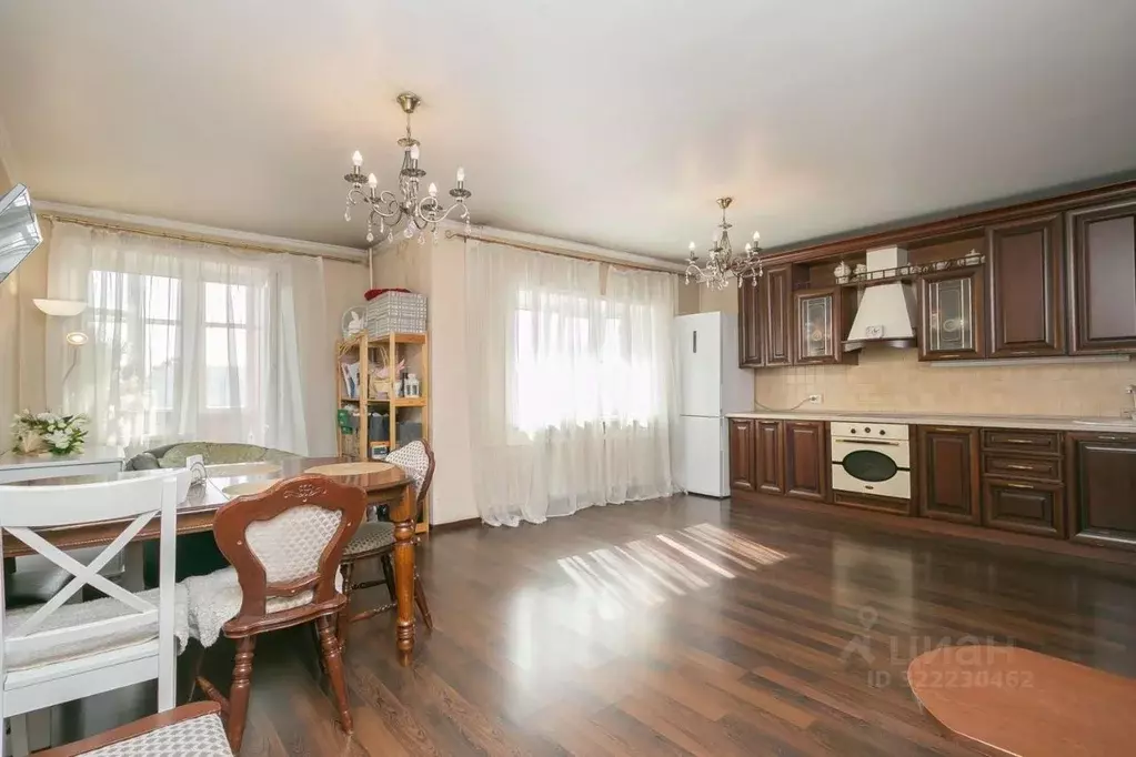 2-к кв. Кемеровская область, Новокузнецк ул. Павловского, 5 (100.0 м) - Фото 1