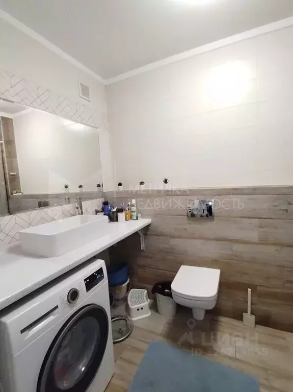 2-к кв. Тюменская область, Тюмень ул. Газовиков, 34 (80.9 м) - Фото 1