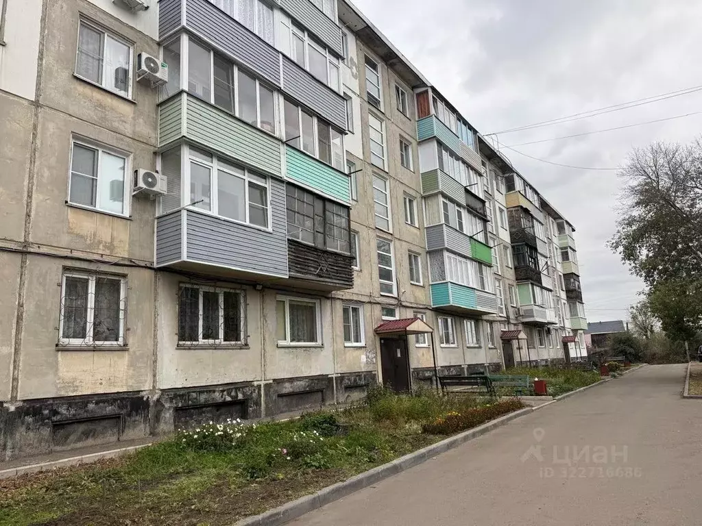 3-к кв. Алтайский край, Рубцовск ул. Громова, 36 (59.0 м) - Фото 0