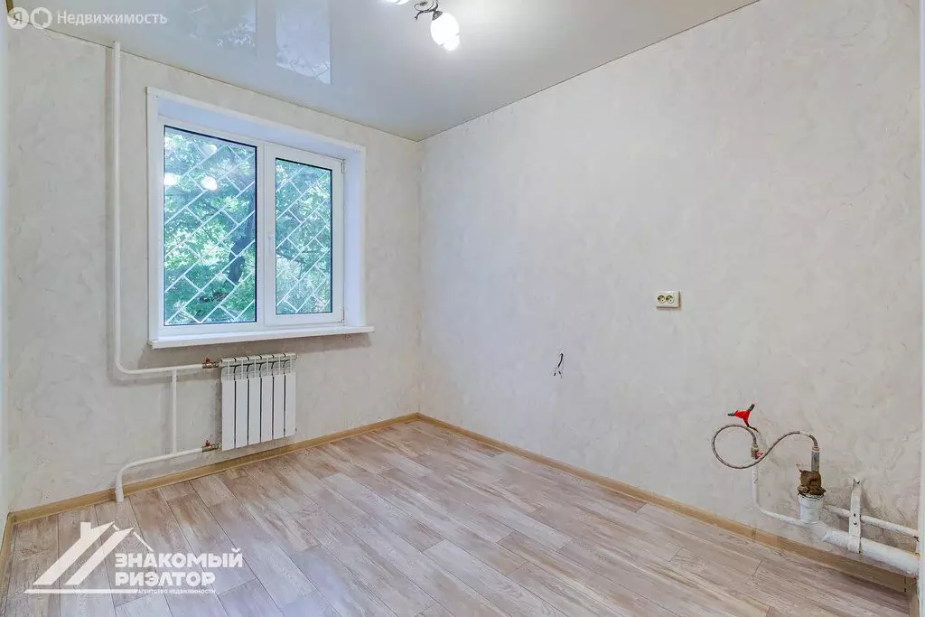 3-комнатная квартира: Хабаровск, Ладожская улица, 27 (68 м) - Фото 0