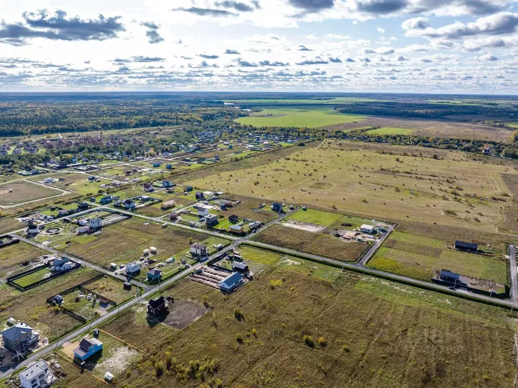 Участок в Ленинградская область, Тосненский район, Федоровское ... - Фото 0