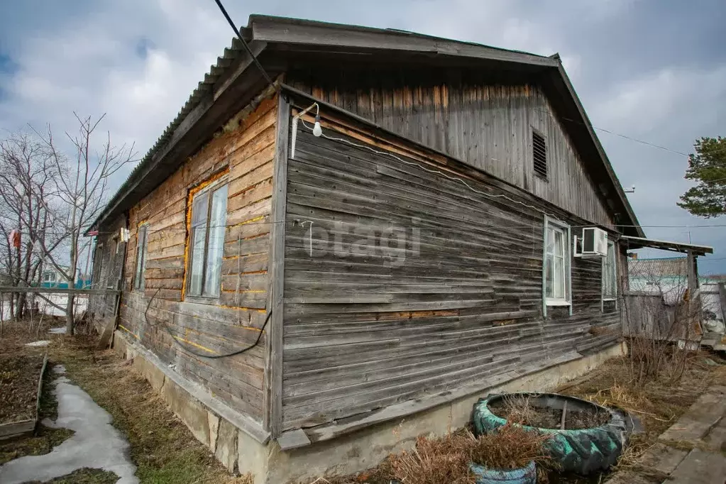 Дом в Хабаровский край, Нанайский район, с. Дубовый Мыс  (66 м) - Фото 1