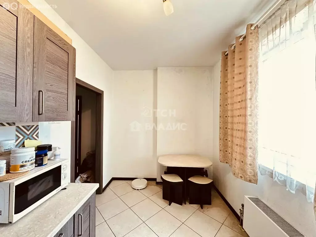 1-комнатная квартира: посёлок городского типа Зеленоградский, улица ... - Фото 2