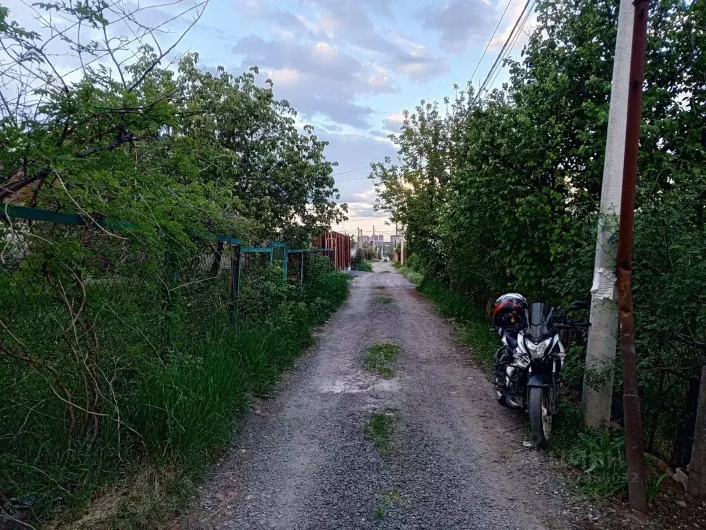 Дом в Ростовская область, Ростов-на-Дону 2-я Праздничная ул. (100 м) - Фото 0