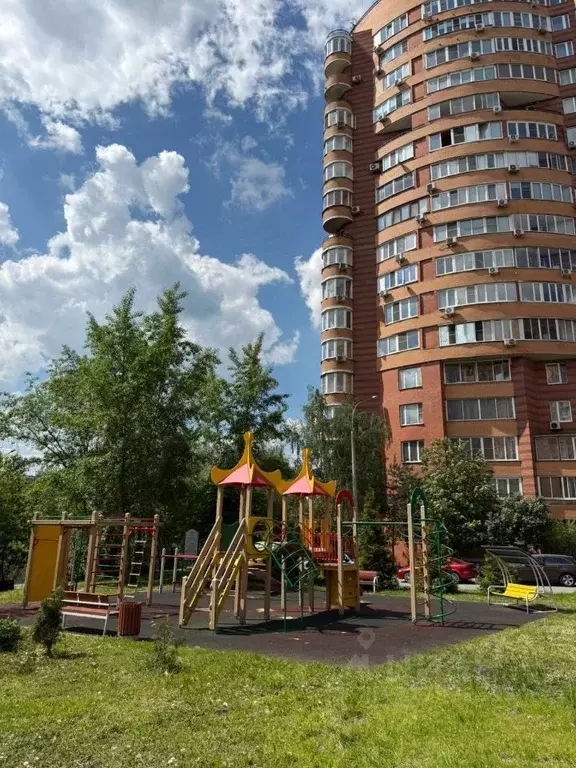 3-к кв. Московская область, Химки ул. Строителей, 5А (108.0 м) - Фото 0