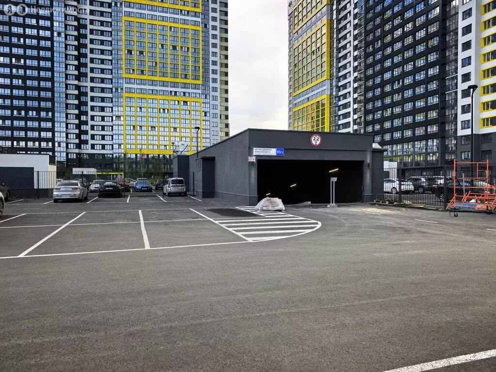 Квартира-студия: Екатеринбург, улица Академика Вонсовского, 93 (19.1 ... - Фото 2