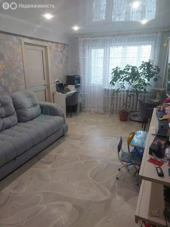 3-комнатная квартира: Омск, микрорайон Заозёрный, улица Тимофея ... - Фото 1