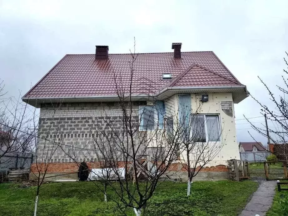 Дом в Старый Оскол, микрорайон Научный центр-1 (181 м) - Фото 2