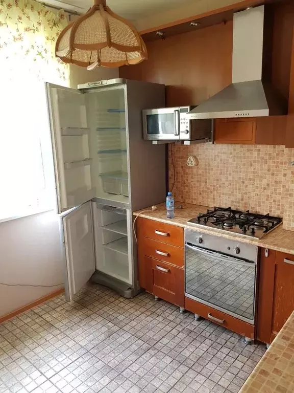 2-к кв. Башкортостан, Уфа ул. Юрия Гагарина, 66/2 (50.0 м) - Фото 1