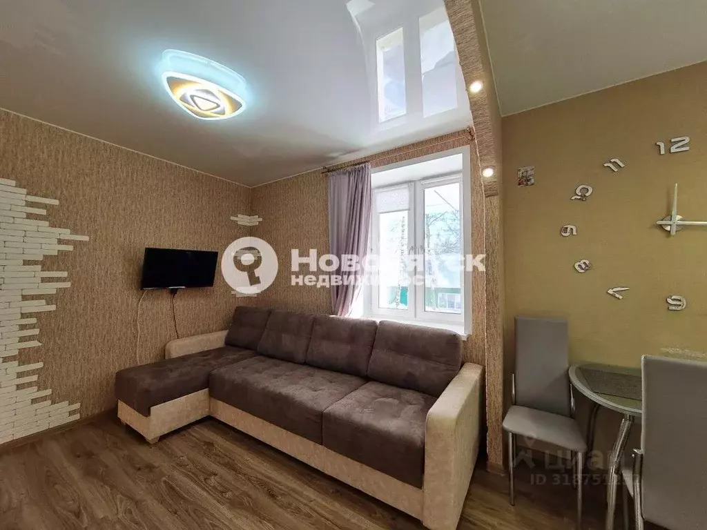 3-к кв. Кировская область, Киров ул. Гагарина, 20 (60.0 м) - Фото 0