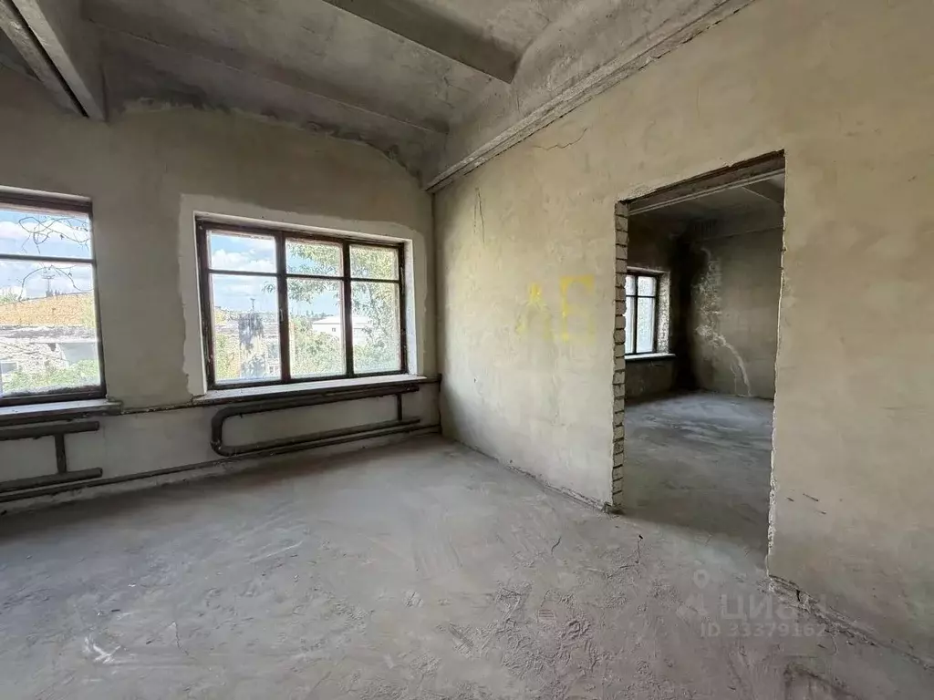 Помещение свободного назначения в Саратовская область, Саратов ул. ... - Фото 1