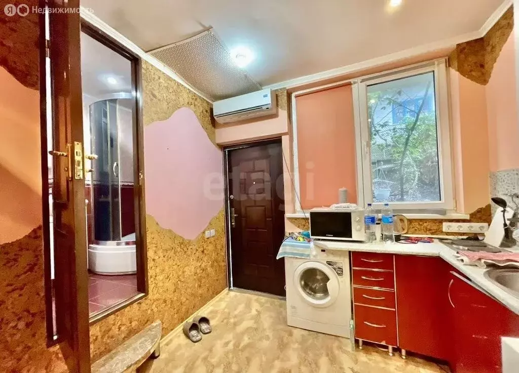 2-комнатная квартира: Ялта, улица Павленко, 14А (30.4 м) - Фото 2