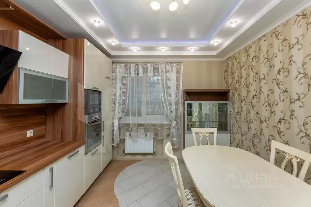 3-к кв. Тюменская область, Тюмень Заречный проезд, 14 (86.3 м) - Фото 1