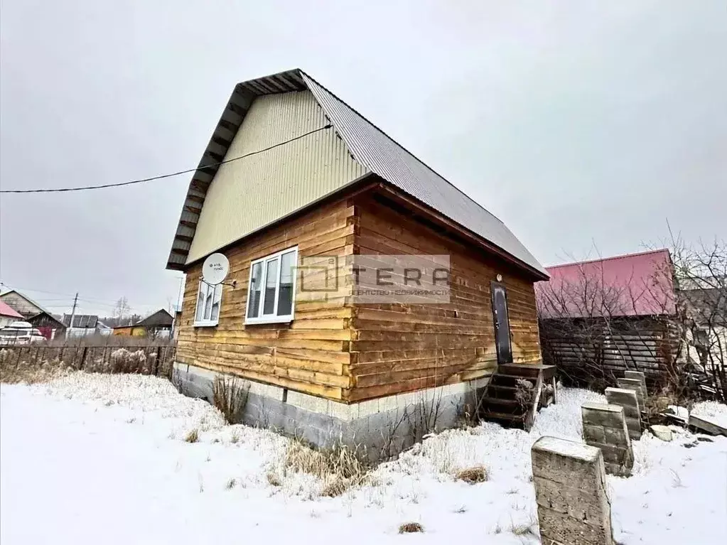 Дом в Башкортостан, Иглинский сельсовет, с. Иглино ул. Энергетиков, 16 ... - Фото 1