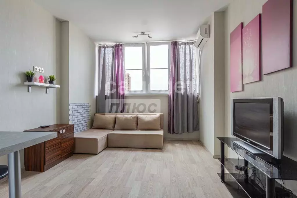 Студия Краснодарский край, Краснодар ул. Имени 40-летия Победы, 178к2 ... - Фото 1