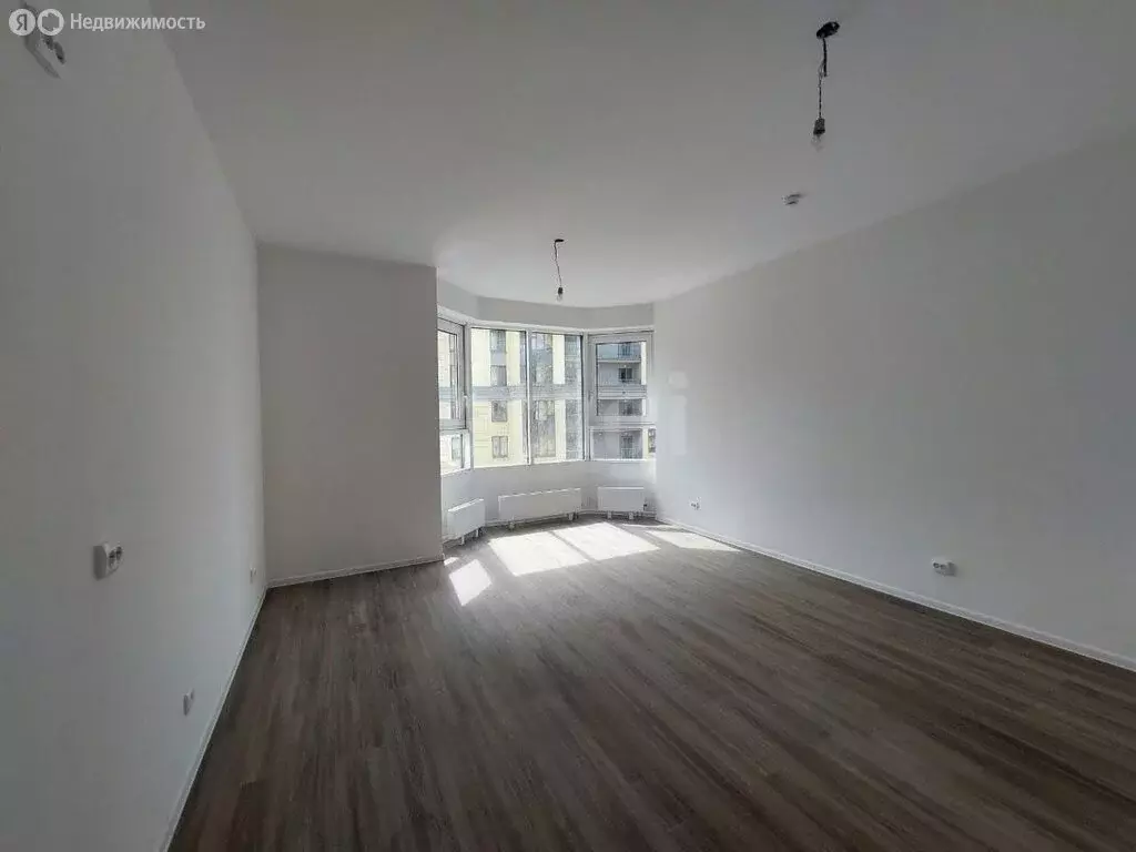 1-комнатная квартира: Санкт-Петербург, Октябрьская набережная, 40 ... - Фото 0