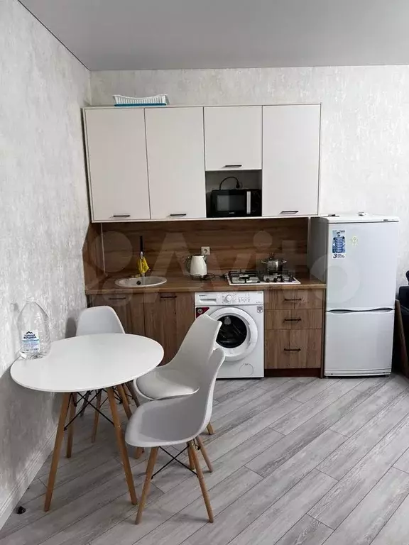 2-к. квартира, 60 м, 2/2 эт. - Фото 1