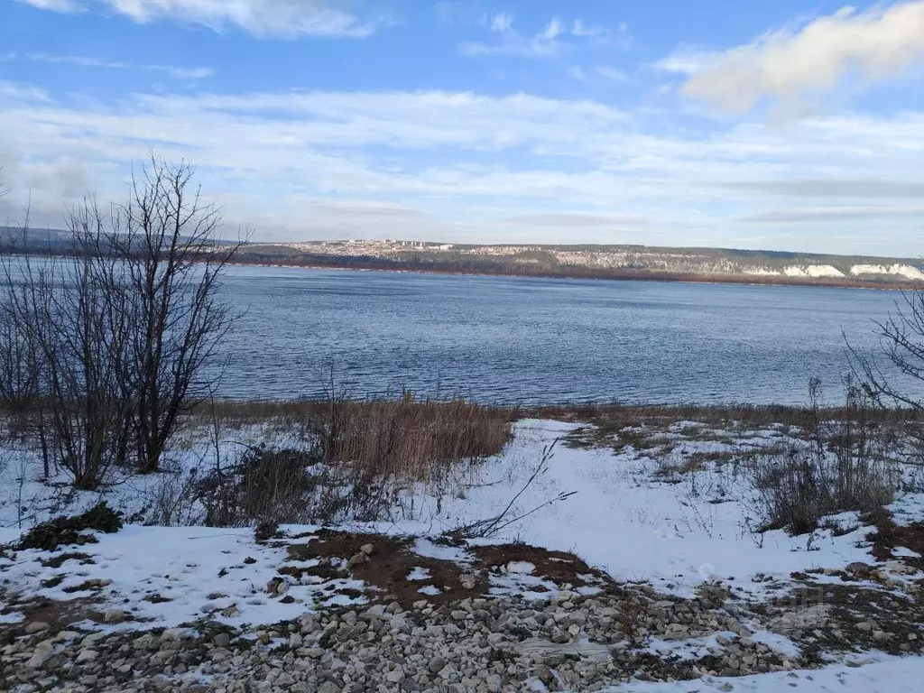 Участок в Самарская область, Жигулевск городской округ, с. Солнечная ... - Фото 1