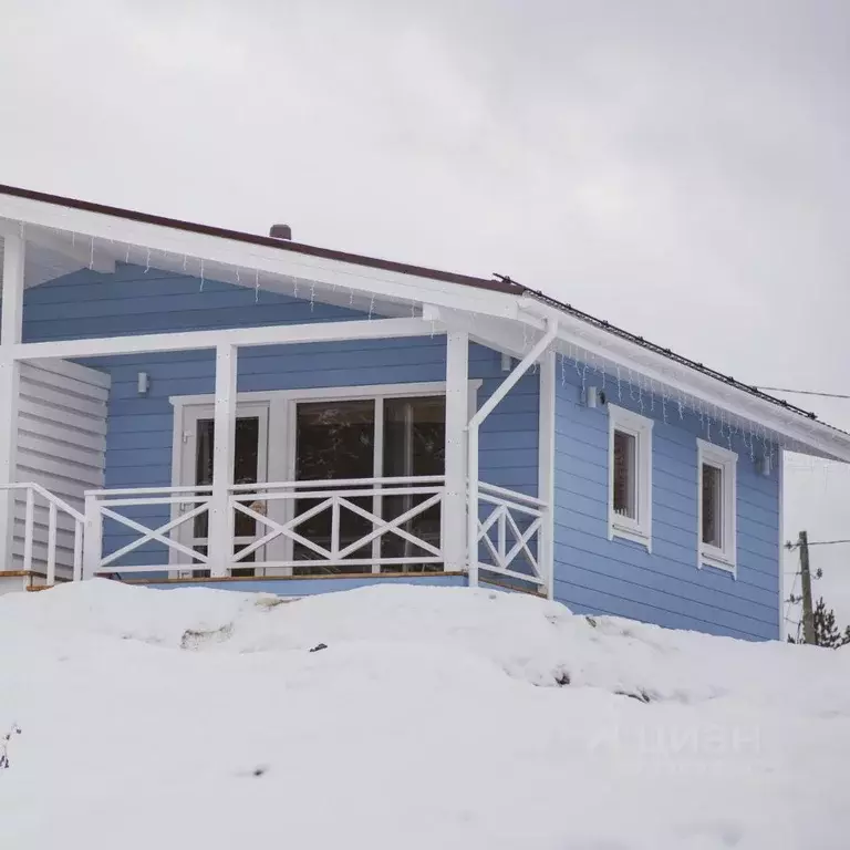 Дом в Карелия, Кондопожский район, Кончезерское с/пос, д. Западное ... - Фото 1