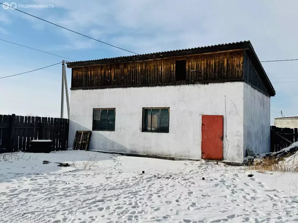 Дом в Читинский район, сельское поселение Угданское, село Угдан (153.5 ... - Фото 1