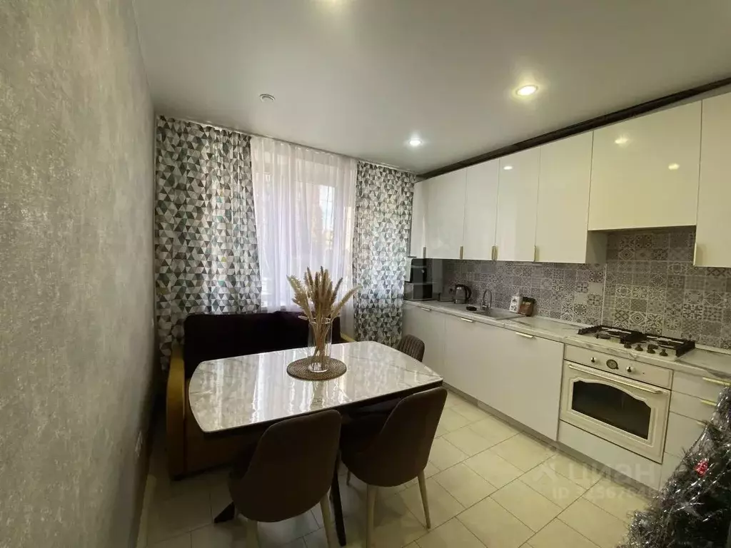 2-к кв. Северная Осетия, Владикавказ ул. Ватутина, 17Б (55.0 м) - Фото 1