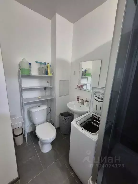 2-к кв. Свердловская область, Екатеринбург ул. Академика Парина, 13 ... - Фото 1