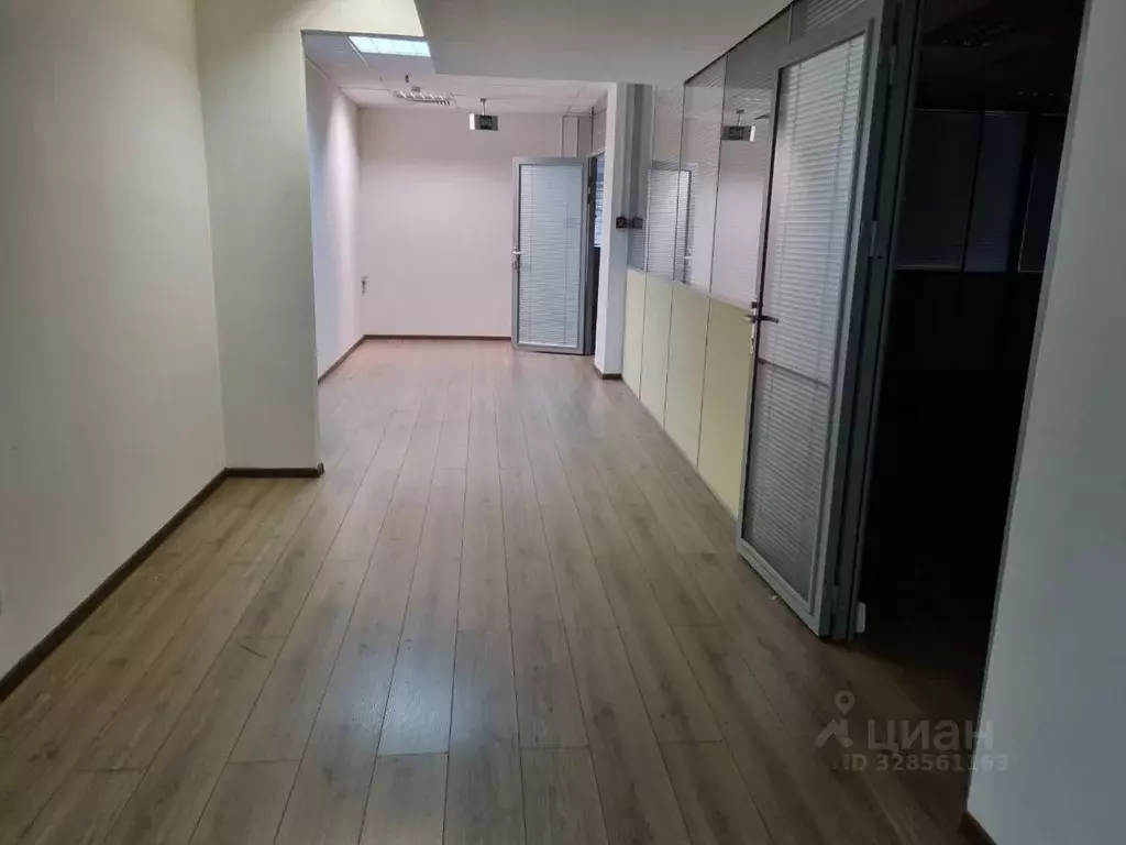 Офис в Москва ул. Лобачика, 11 (200 м) - Фото 1