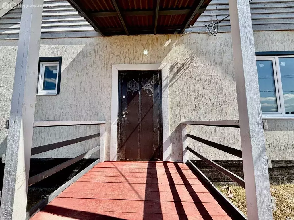 Дом в Урик, Рябиновая улица, 16 (160 м) - Фото 1