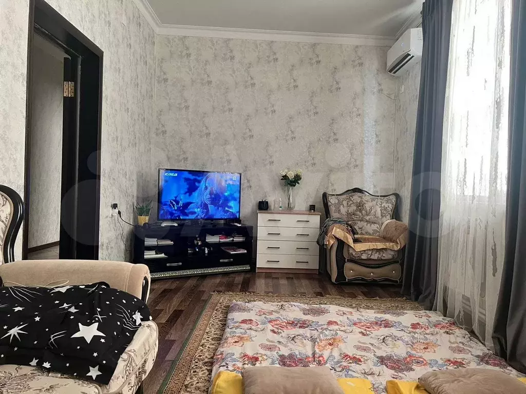 2-к. квартира, 60 м, 5/5 эт. - Фото 0